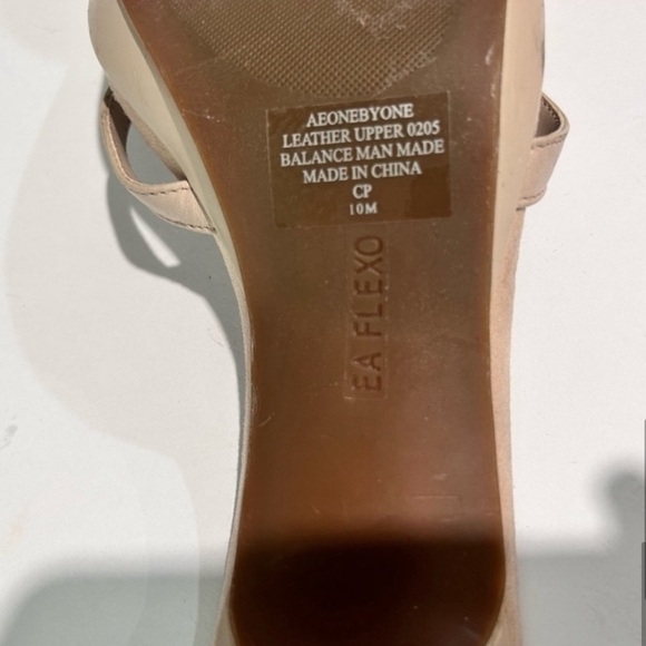 Enzo Angiolini Cream Slide Sandals with Rose Detail - Picture 13 of 15